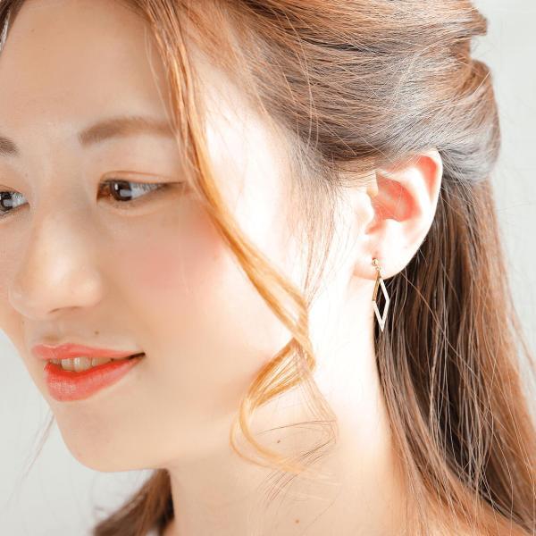 ダイヤモンド ダイヤ ピアス 18金 K18 フックピアス 菱形 ひし形 長い