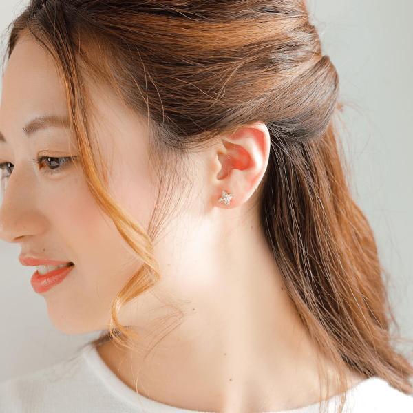 ダイヤモンド ダイヤ ピアス 18金 K18 スタッドピアス 花 フラワー パヴェ おしゃれ ボリュームのあるピアスの画像