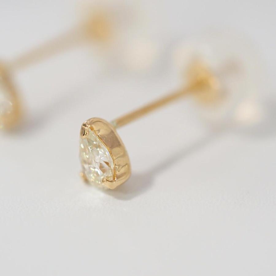 ピアス ダイヤモンド k18 K18 18金 一粒 0.1ct ペアシェイプ 雫 イエローゴールド シンプル デイリー オフィス おしゃれ ジュエリー プレゼント ギフトの画像