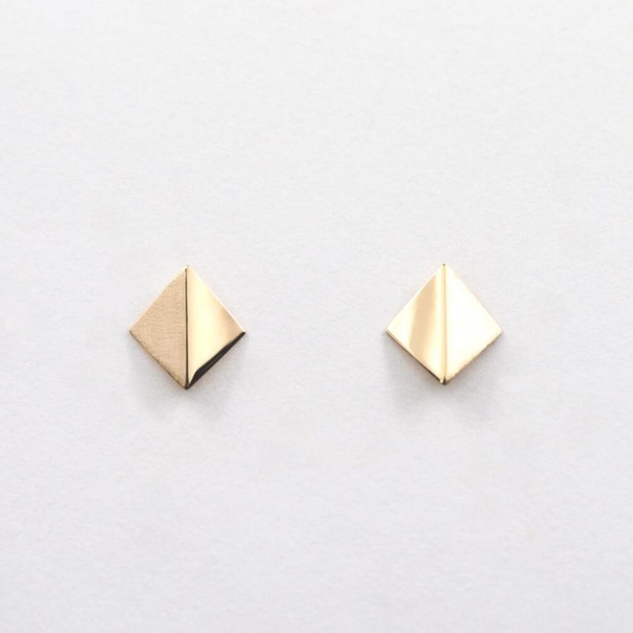 K18 ひし形 7mm ピアス 18k 18金 ゴールド サテーナ 普段使い 使いやすい シンプル レディース プレゼント ギフトの画像