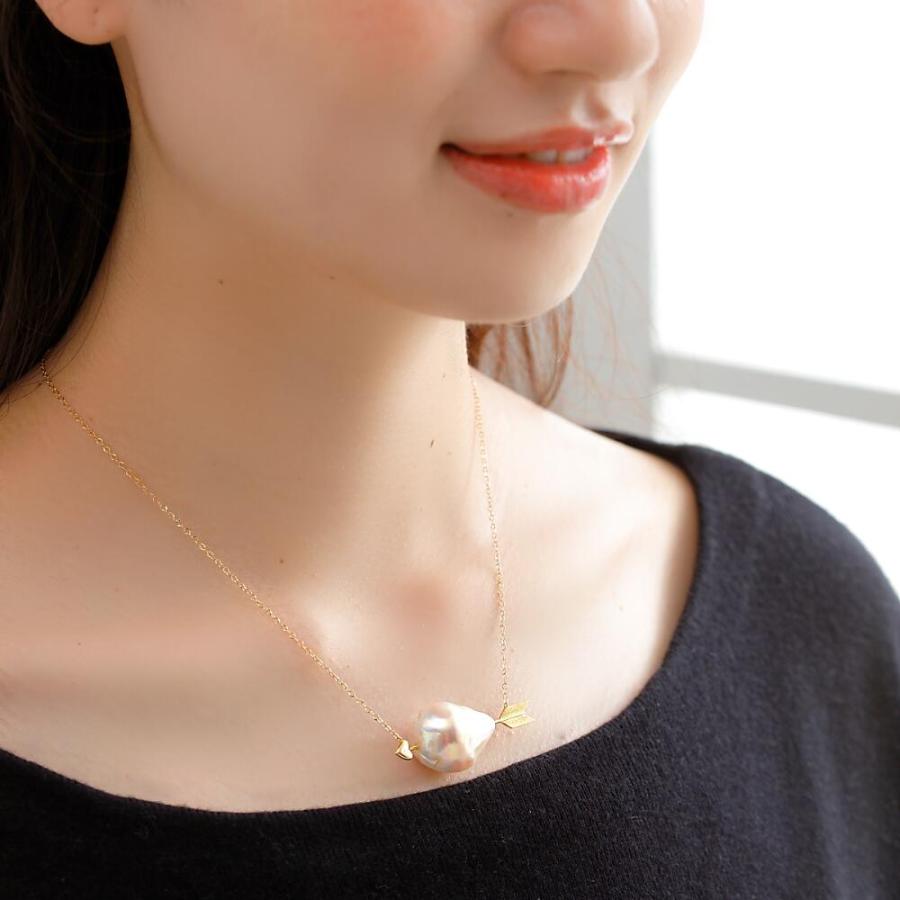 18金 K18 18k 金 パール 大ぶり 大きい ネックレス キューピットの矢 矢 ハート バロックパール バロック 淡水パール 人気 トレンド おしゃれ |  | 04