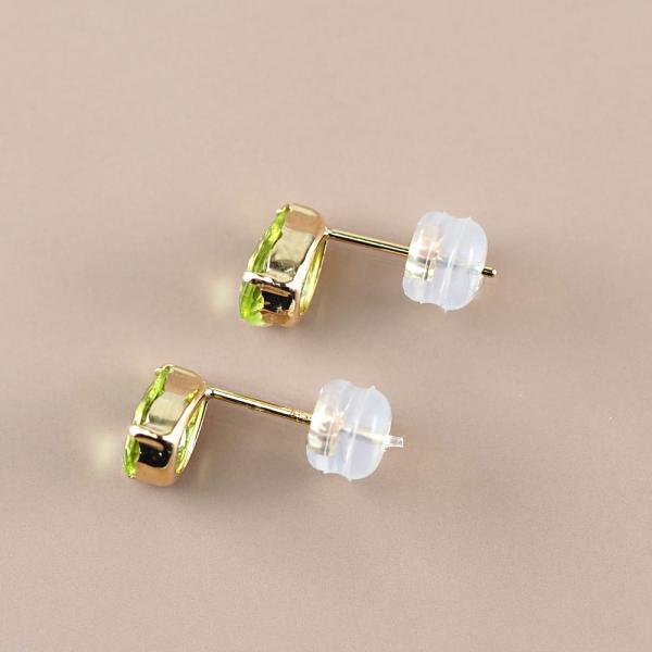 ピアス 18k 18金 ペリドット ブランド 40代 50代 ペアシェイプ グリーン 8月誕生石 シンプルの画像
