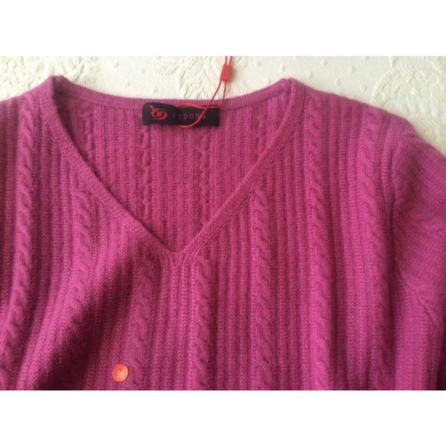 Vネックケーブル編みセーター、カシミヤ100％の温もり｜miwakenn｜03