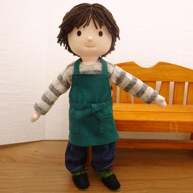 手作り 人形 男の子 ボーダーニット ニット帽 ジーンズ エプロン 着せ