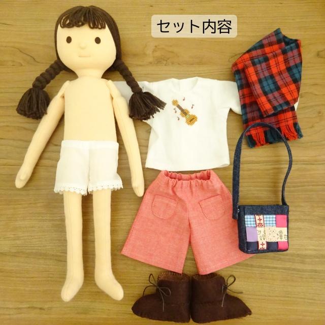 着せ替え 人形 女の子 白のTシャツ フラパンツ チェックストール