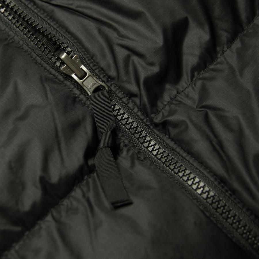 ノースフェイス ヌプシ メンズ 正規品 THE NORTH FACE ダウンジャケット レトロヌプシジャケット 海外限定 M 1996 RETRO NUPTSE JACKET NF0A3C8D LE4の画像