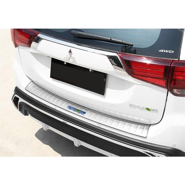 アウトランダー OUTLANDER PHEV カバー トランク 傷予防 リアバンパー