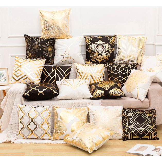 ヨーロッパの古典的なソファクッションカバー黒/金 : ミヤハウス
