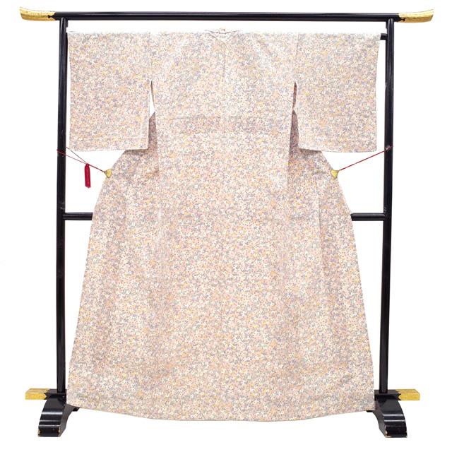 すごい値！小紋 着物 単衣 春 秋 伊勢丹 正絹 ピンクベージュ 椿