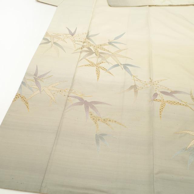 紬 訪問着 袷 着物 汕頭刺繍 スワトウ 手刺繍 ライトベージュ 笹 紬 訪問着 袷 着物 汕頭刺繍 スワトウ 手刺繍 ライトベージュ 笹