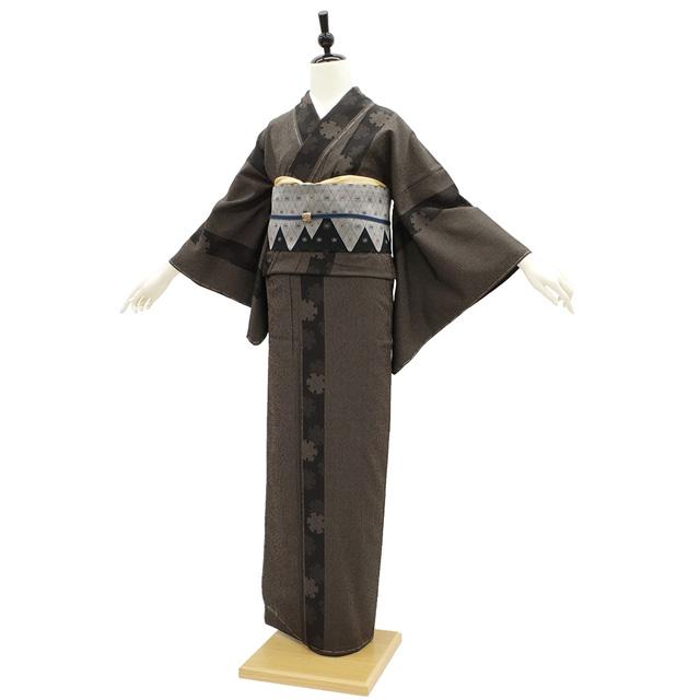 着物 袷 本しぼ絣 十日町 白新染織 伝統工芸品 正絹 こげ茶 雪輪 着物 袷 本しぼ絣 十日町 白新染織 伝統工芸品 正絹 こげ茶 雪輪