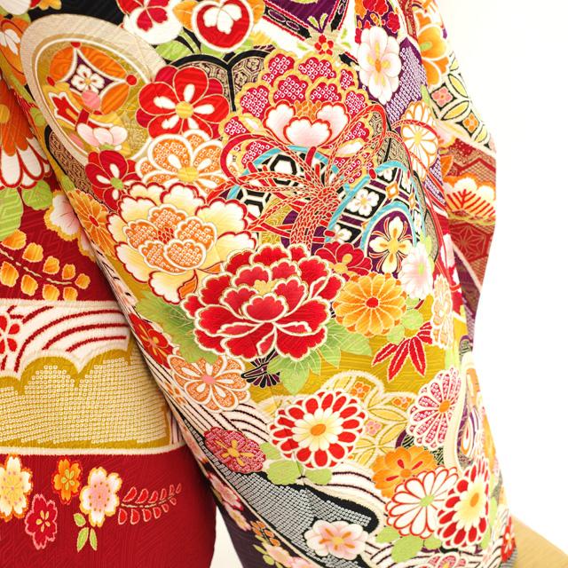 振袖 着物 刺繍 金彩 赤 四季の花 古典柄 正絹 成人式 二十歳 振袖 着物 刺繍 金彩 赤 四季の花 古典柄 正絹 成人式 二十歳