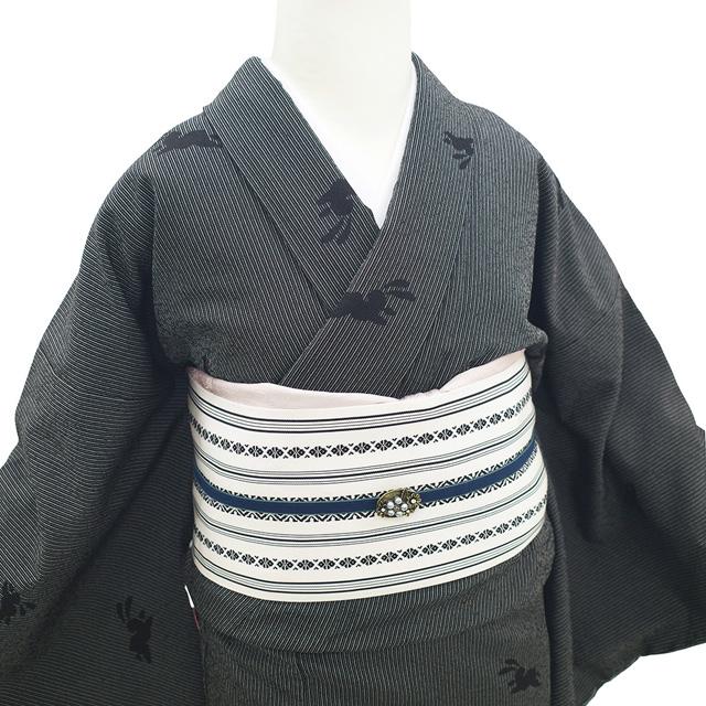 本塩沢 着物 未使用 正絹 本場塩沢 塩沢 塩澤 黒 細縞 うさぎ 本塩沢 着物 未使用 正絹 本場塩沢 塩沢 塩澤 黒 細縞 うさぎ