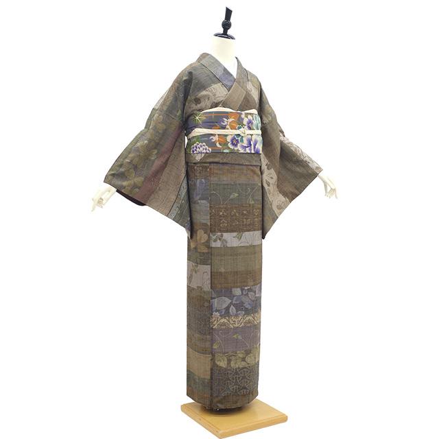 【美品】上質な紬の着物フルセット　胴抜き仕立　利休白茶色　正絹　袋帯　採泥加那帯 小千谷紬 着物 リサイクル 正絹 真綿紬 手織り 絣繋ぎ糸 茶色