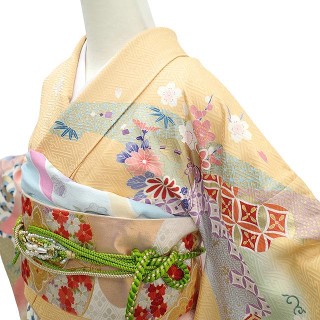 振袖 正絹 白色 南天に葉文様 金駒刺繍 袷 広衿 成人式 卒業式 フォーマル 仕立て上がり 着物 身丈160cm 決算セール】仕立て付き 正絹 振袖単品 古典柄 花柄 新品 f-015-t 白
