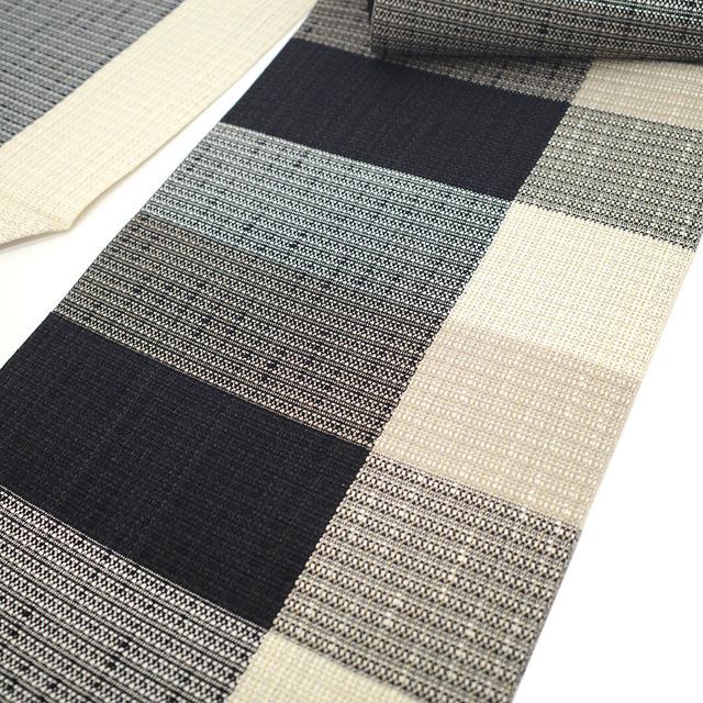 名古屋帯 未使用 米沢 宝来屋 近賢織物 八寸 絹 和紙 胡蝶 黒