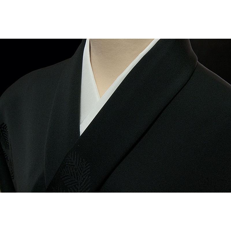 正絹反物　コート・羽織　紋意匠松の丸文 墨黒色