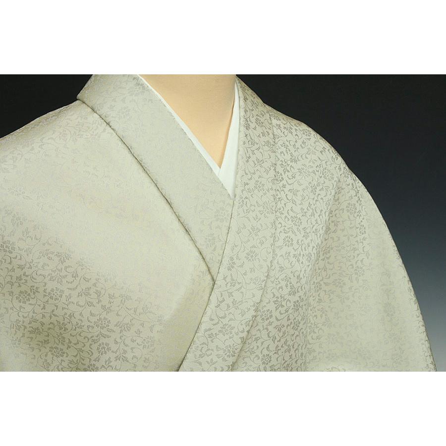 紋御召　唐織　唐草文　生成白鼠の画像