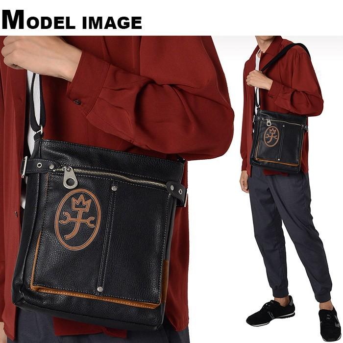 美品！CASTELBAJAC カステルバジャク　ショルダーバック　レザー　メンズ CASTELBAJAC（カステルバジャック） バッグ ショルダーバック メンズ
