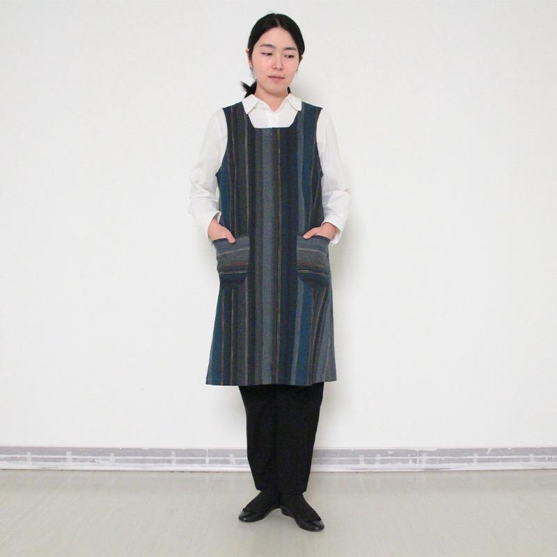 KNIT TUNIC APRON simply ネイビー ニットエプロン 新品 彩藍 チュニックエプロン wataridori ブルー 綿100% レディース 日本製