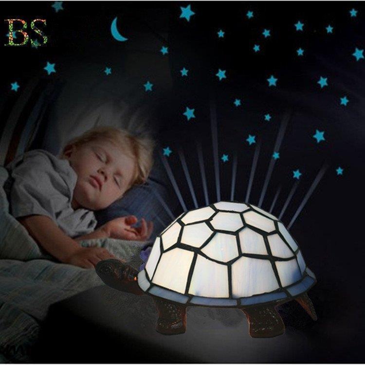 クリスマスファッション 亀デスクライト テーブルランプ ステンドグラス 卓上ライト ガラス照明 アンティーク インテリアランプ おしゃれ プレゼント 可愛い Led テーブルライト Proksi Si