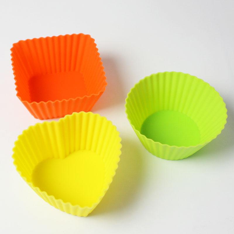 みよし漆器本舗 シリコン おかずカップ カップセット 15個入り 3サイズ