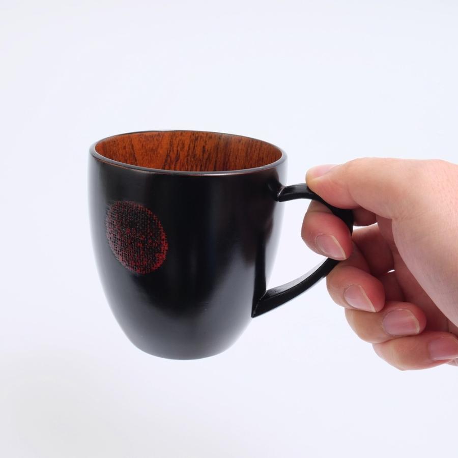 みよし漆器本舗 天然木製 Cマグカップ 水玉 曙 漆塗り 黒 ブラック