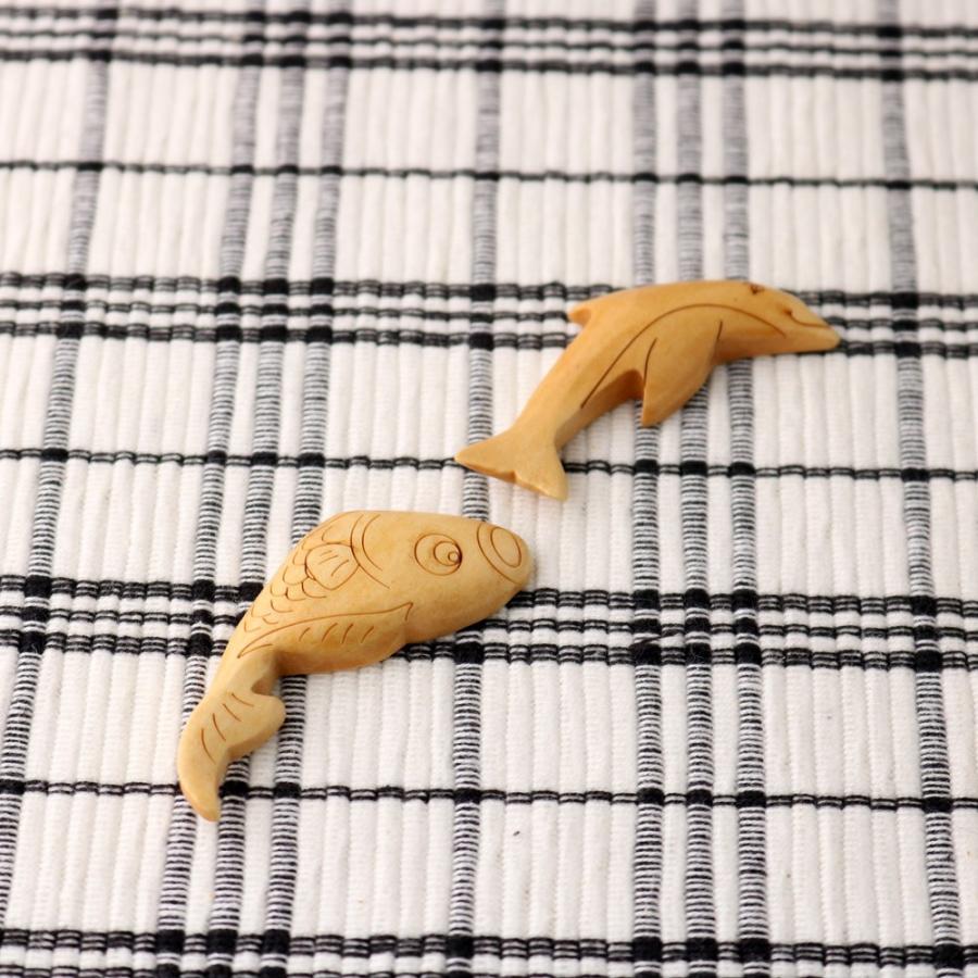 みよし漆器本舗 天然木製 箸置き 鯉 かわいい はしおき キッチン雑貨