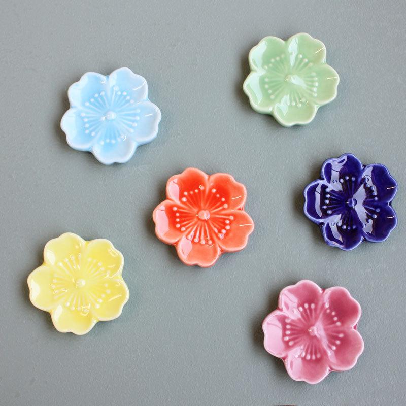 みよし漆器本舗 箸置き 桜 陶器製 おしゃれ かわいい サクラ 花 はし