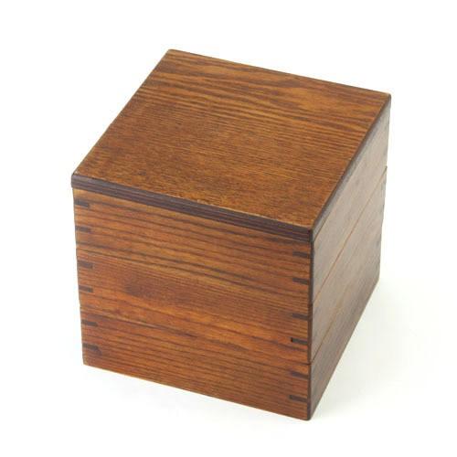 みよし漆器本舗 天然木製 5.5寸 三段 重箱 漆塗り 仕切り付き みよし漆器本舗 天然木製 5.5寸 三段 重箱 漆塗り 仕切り付き