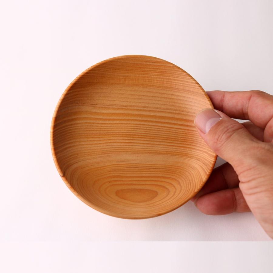 うるし塗装　木製波型皿 直径約25cm 箱付き みよし漆器本舗 天然木製 杉の木皿 丸 11.5cm : 曲げわっぱと漆器