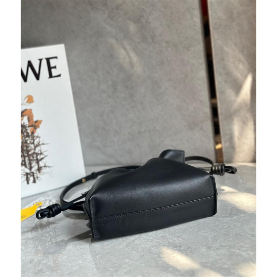 LOEWE ロエベ フラメンコクラッチ ミニ (ナパカーフ) Flamenco LOEWE ロエベ フラメンコクラッチ ミニ (ナパカーフ) Flamenco