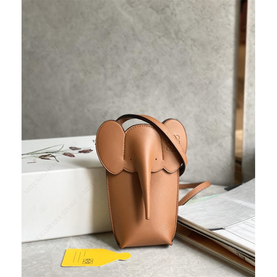 LOEWE ロエベ loewe ショルダーバッグ エレファント ポケット LOEWE ロエベ loewe ショルダーバッグ エレファント ポケット