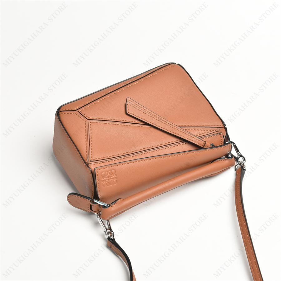 LOEWE ロエベ loewe レザー ショルダーバッグ 大人気 トート LOEWE ロエベ loewe レザー ショルダーバッグ 大人気 トート