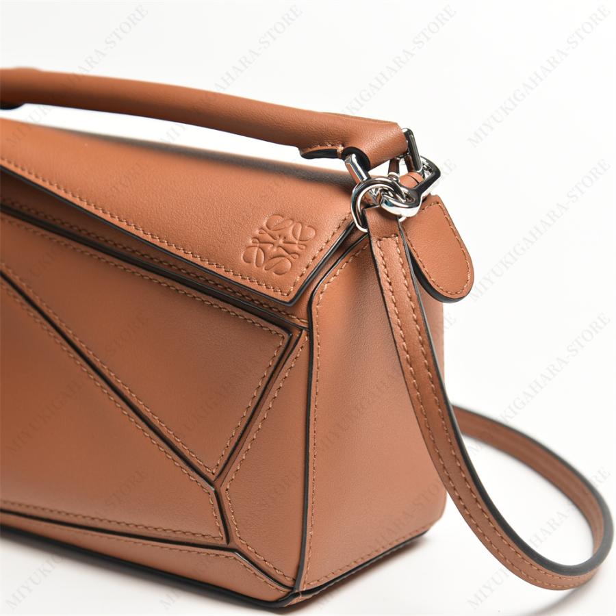 LOEWE ロエベ loewe レザー ショルダーバッグ 大人気 トート LOEWE ロエベ loewe レザー ショルダーバッグ 大人気 トート