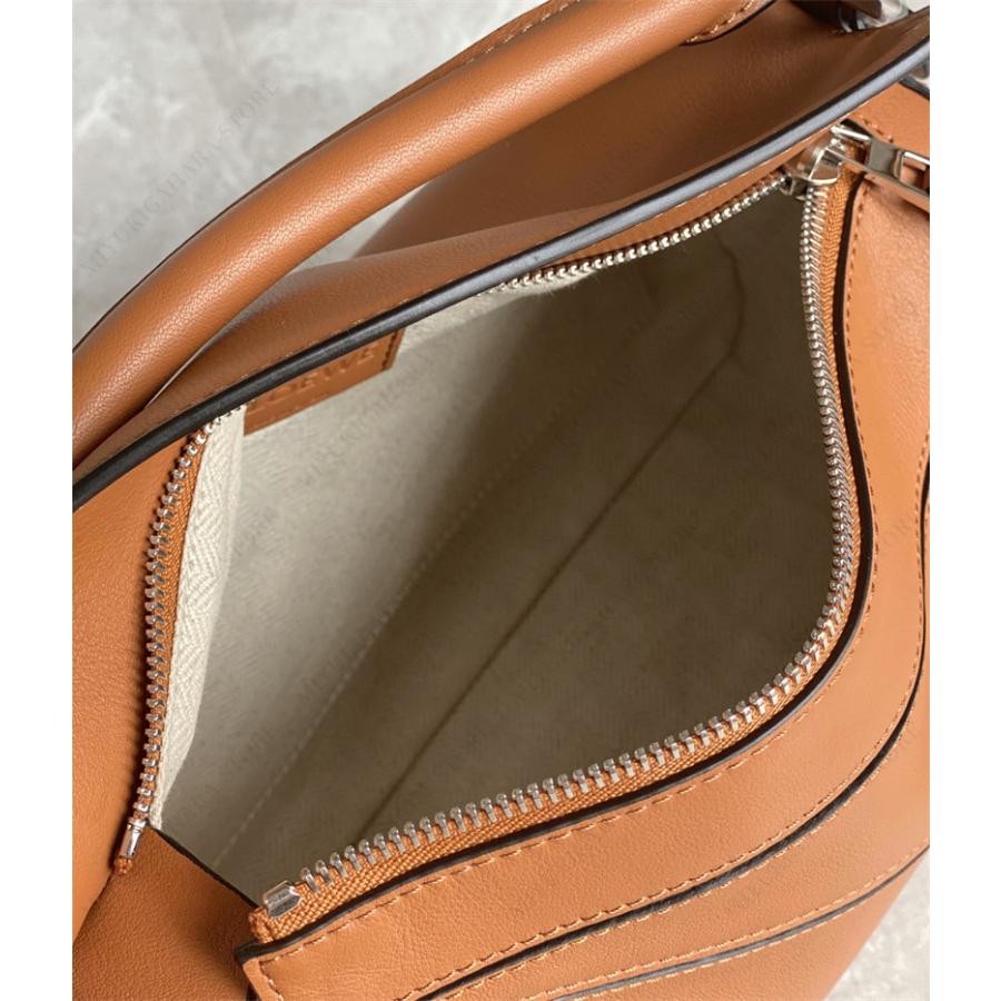 LOEWE ロエベ loewe レザー ショルダーバッグ トートバッグ 2WAY LOEWE ロエベ loewe レザー ショルダーバッグ トートバッグ 2WAY
