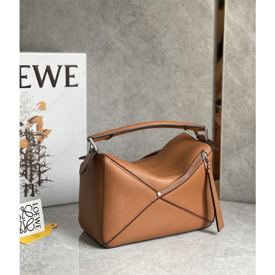 LOEWE ロエベ loewe レザー ショルダーバッグ トートバッグ 2WAY LOEWE ロエベ loewe レザー ショルダーバッグ トートバッグ 2WAY