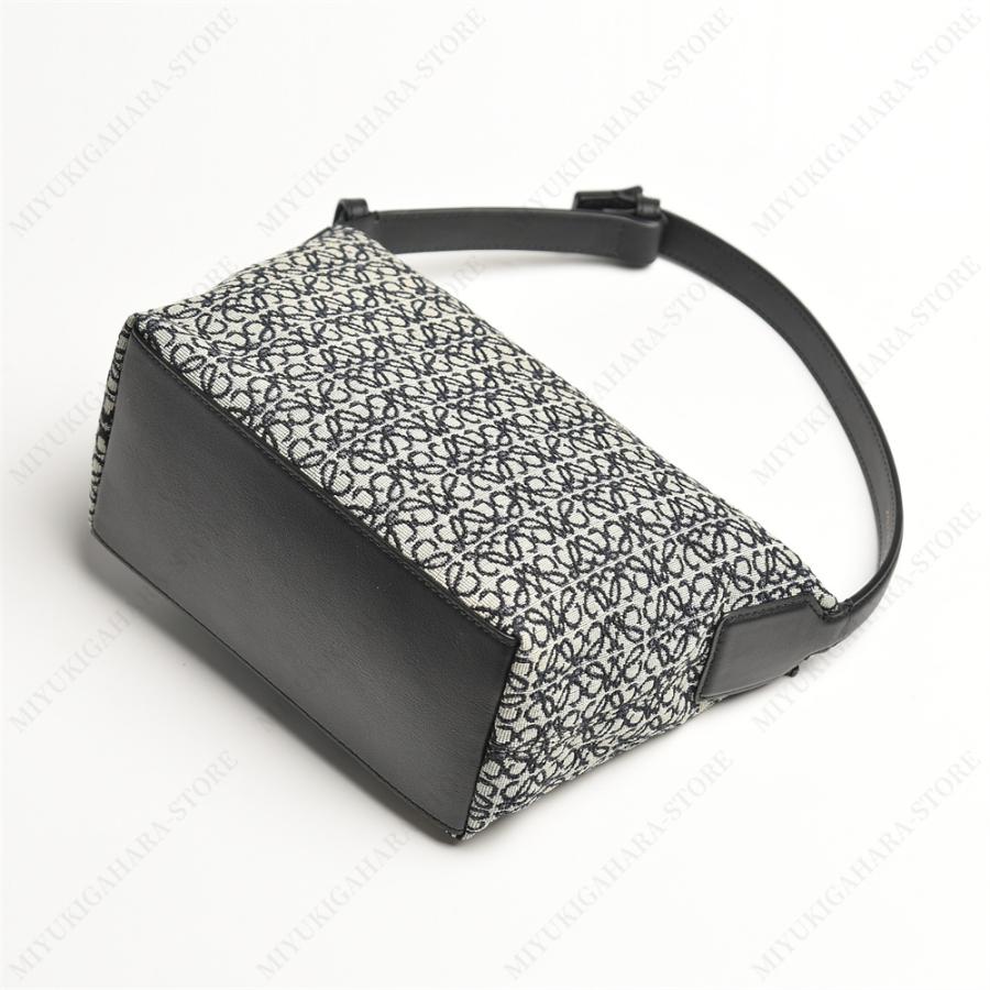 LOEWE ロエベ loewe レザー ハンドバッグ SALE キュービィ S LOEWE ロエベ loewe レザー ハンドバッグ SALE キュービィ S