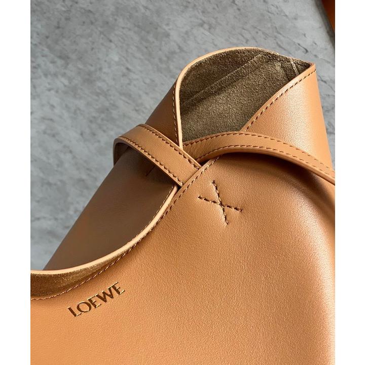 LOEWE 大人気 ロエベ loewe パズルフォルド トート ミディアム LOEWE 大人気 ロエベ loewe パズルフォルド トート ミディアム