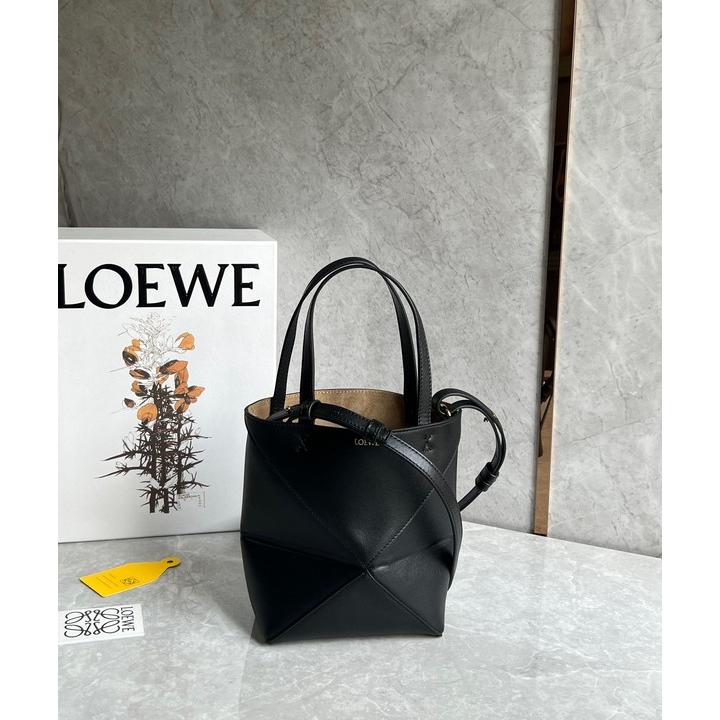 大人気 LOEWE ロエベ loewe パズルフォルド トート ミニ（シャイニーカーフ）puzzle fold bag ブランド レディース バッグ 2024新作｜miyukigahara-store｜02