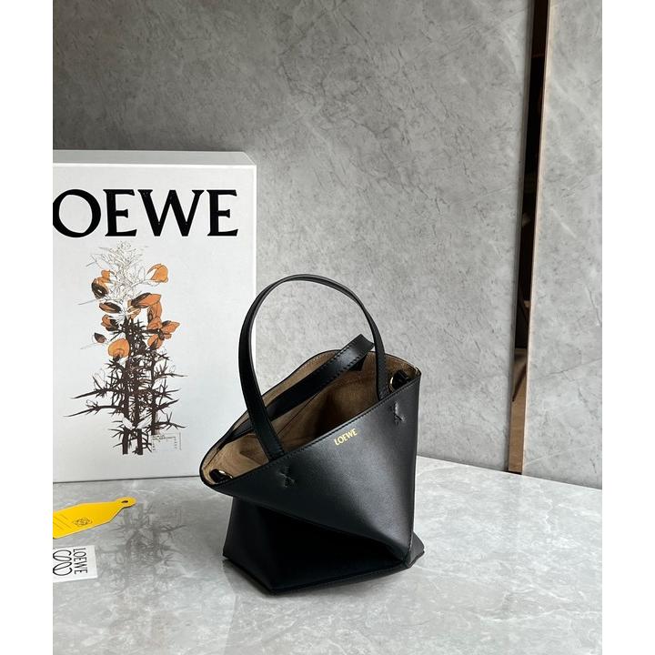 大人気 LOEWE ロエベ loewe パズルフォルド トート ミニ（シャイニーカーフ）puzzle fold bag ブランド レディース バッグ 2024新作｜miyukigahara-store｜04