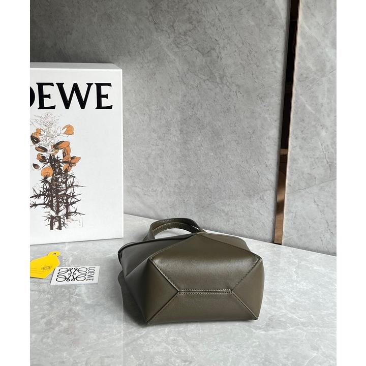 LOEWE 大人気 ロエベ loewe パズルフォルド トート ミニ LOEWE 大人気 ロエベ loewe パズルフォルド トート ミニ