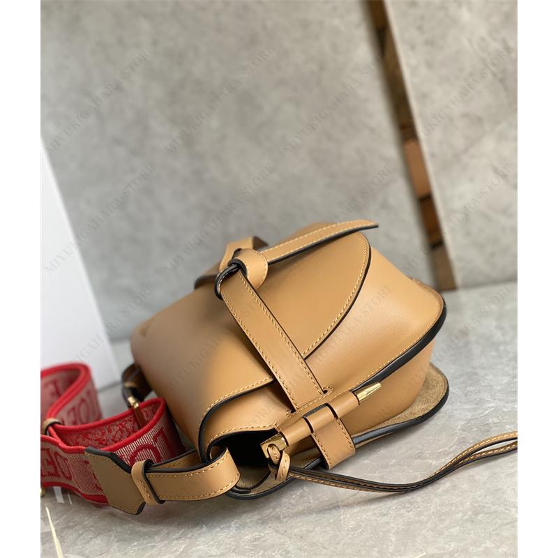 LOEWE ロエベ loewe ショルダーバッグ ゲートスモールバッグ LOEWE ロエベ loewe ショルダーバッグ ゲートスモールバッグ