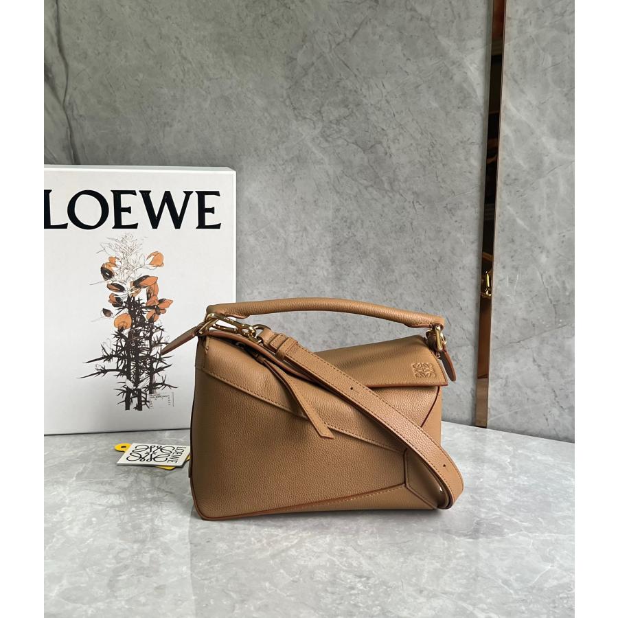 LOEWE ロエベ loewe レザー ショルダーバッグ トートバッグ 2WAY LOEWE ロエベ loewe レザー ショルダーバッグ トートバッグ 2WAY