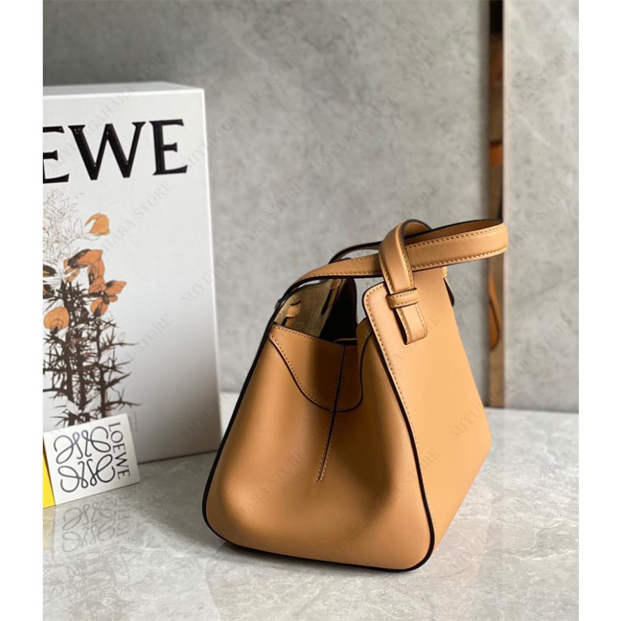 LOEWE ロエベ loewe ショルダーバッグ ハンドバッグ HAMMOCK LOEWE ロエベ loewe ショルダーバッグ ハンドバッグ HAMMOCK