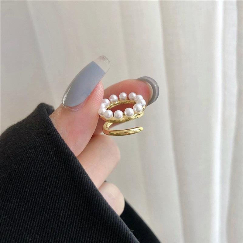 イヤーカフス レディース パール パールイヤーカフス 小ぶり 小さめ レディース ゴールド オフィス 仕事用 かわいい 可愛い 韓国 リバーシブル 重ね付け |  | 02