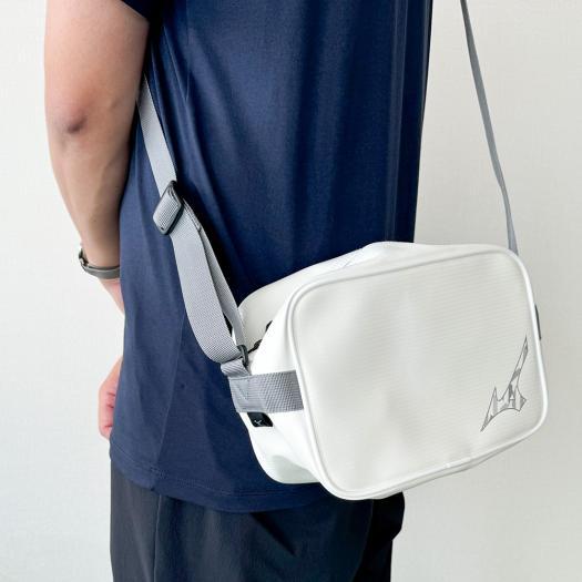 MIZUNO（ミズノ） ミズノ公式 ショルダーバッグ 5L ネイビー×ピンク