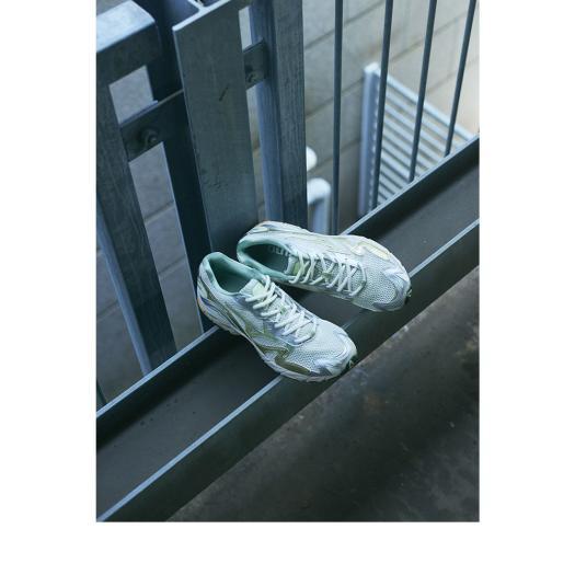 MIZUNO ミズノ公式 WAVE RIDER 10 ユニセックス オフホワイト MIZUNO ミズノ公式 WAVE RIDER 10 ユニセックス オフホワイト