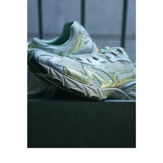 MIZUNO ミズノ公式 WAVE RIDER 10 ユニセックス オフホワイト MIZUNO ミズノ公式 WAVE RIDER 10 ユニセックス オフホワイト