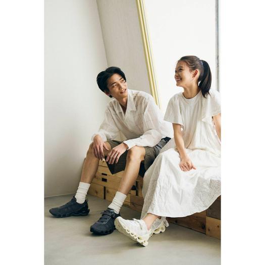 ミズノ公式 WAVE PROPHECY STRAP2  サンダル スニーカー サンダルスニーカー ユニセックス メンズ レディース ダークグレーの画像